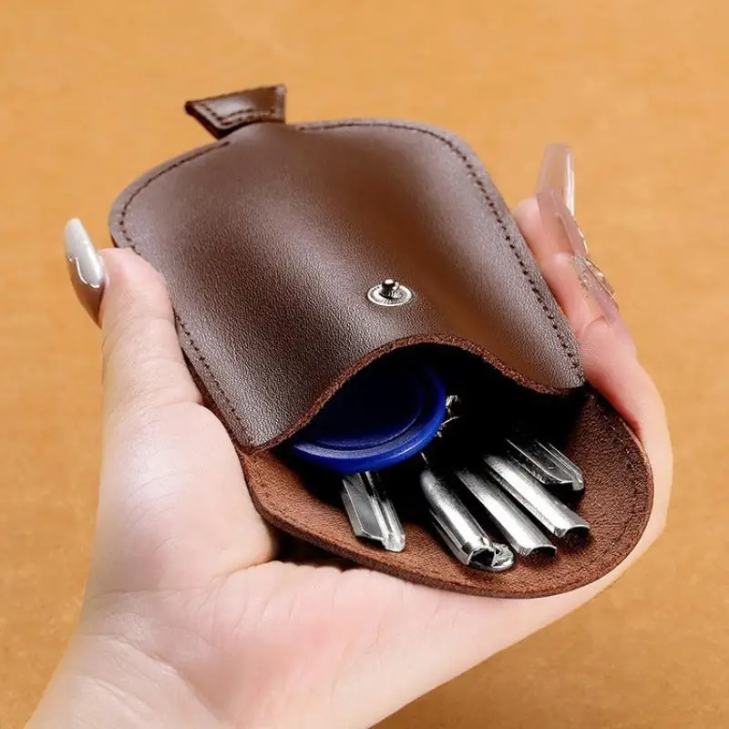 Retro Pull Out Key Holder PU Leather Key Case Portable Keychain Pouch Multi-Functional Mini Coin Purse For Men Women Daily Use view 3