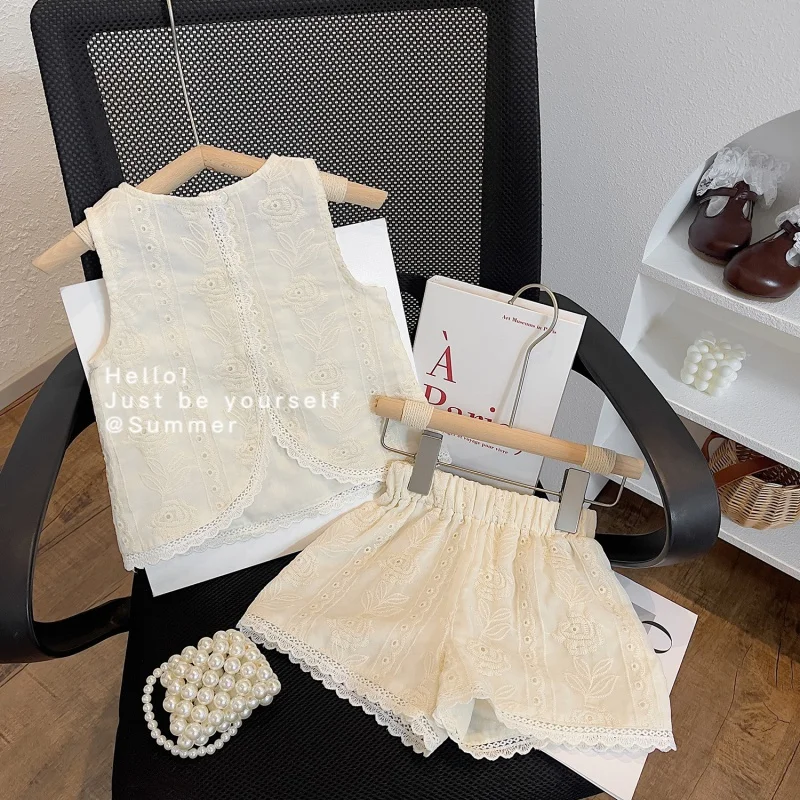 

24Summer New Girls' Lace Vest Shorts Suit Lace Cute Pants Two-Piece Set23268