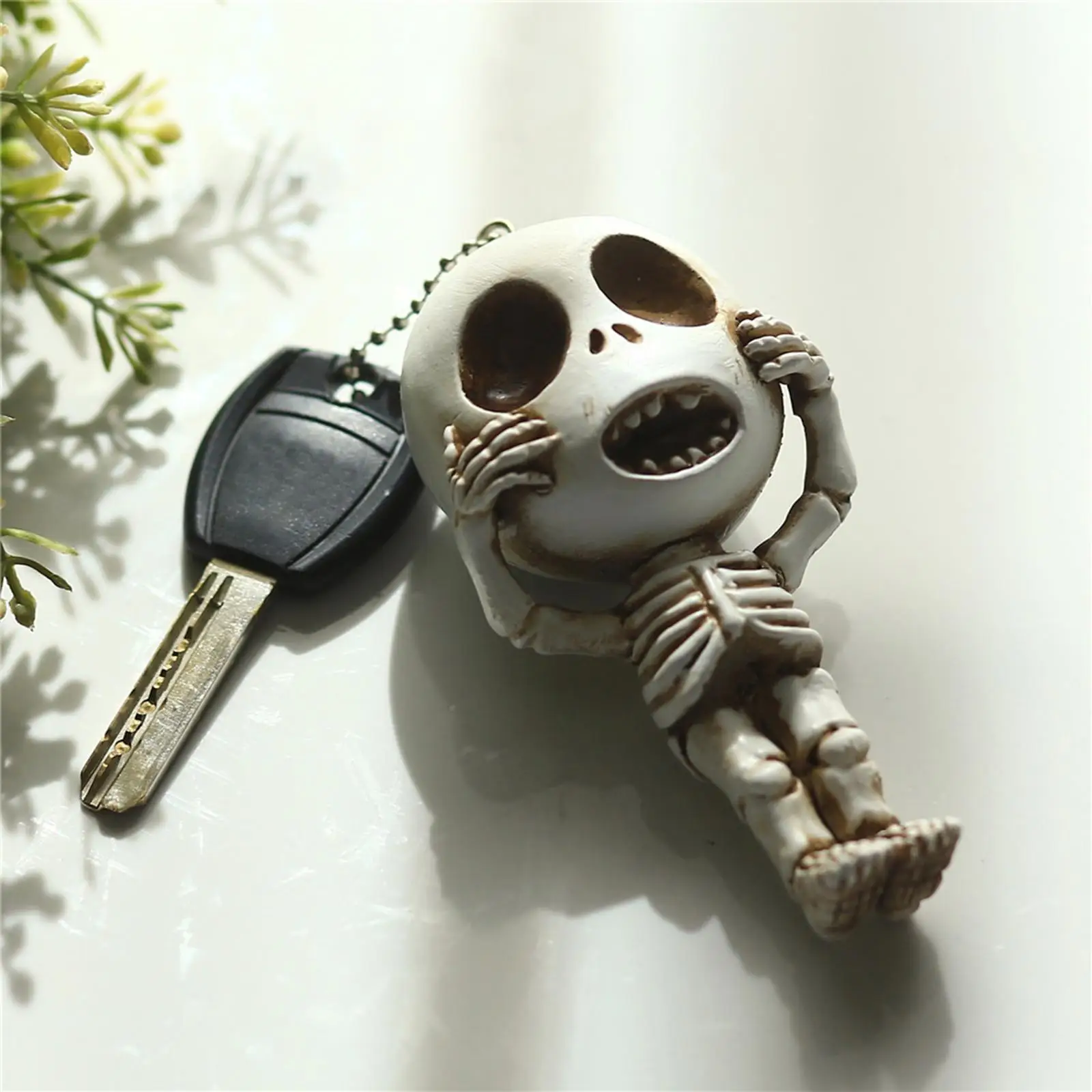 Skeleton Skull Statue Figurine Novelty Car Keychain Ornament Home Decor