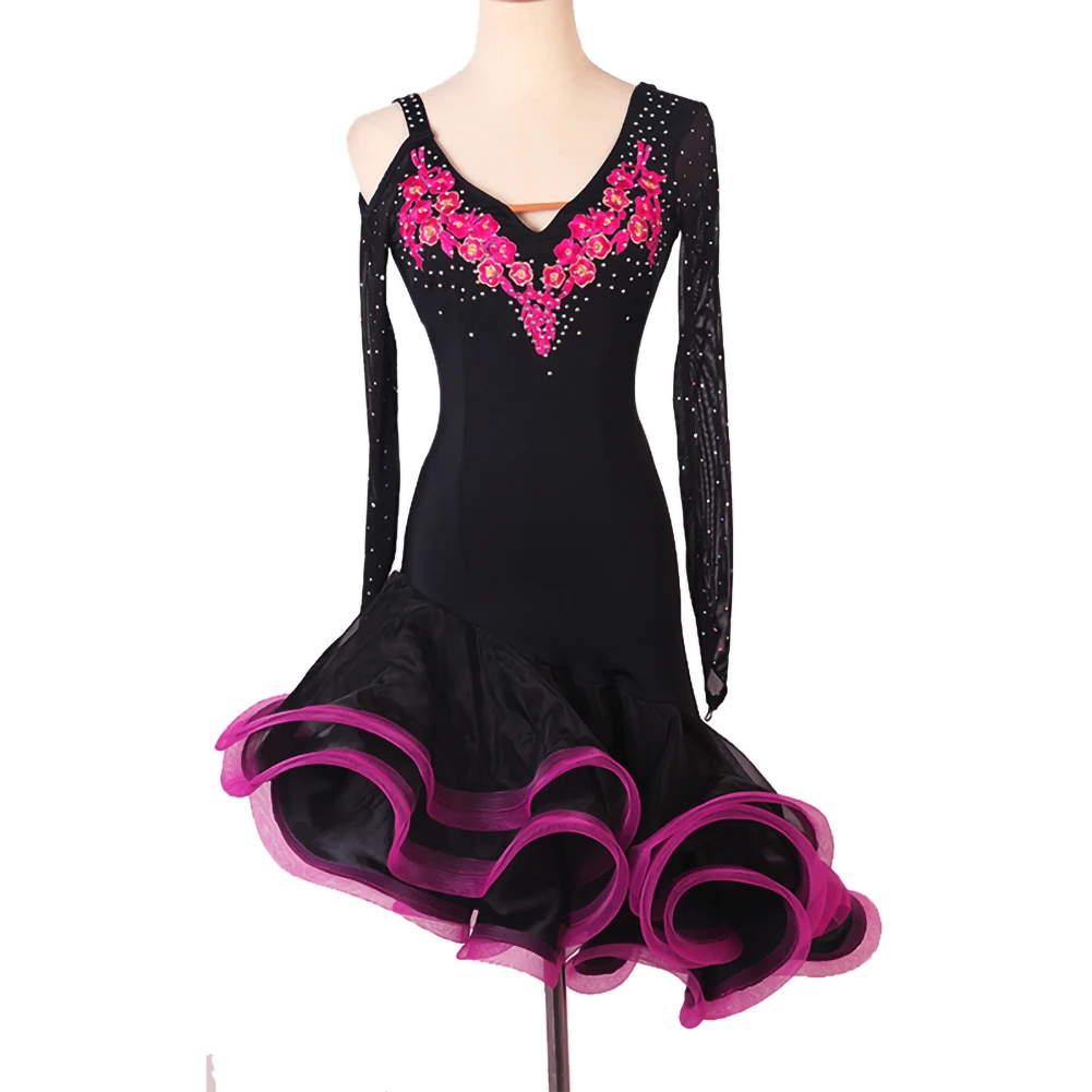 

Sexy Ladies Latin Dance Embroidery Long Sleeve dress Peach Heart Collar For Competition Latin Costume Cha-cha dance dress