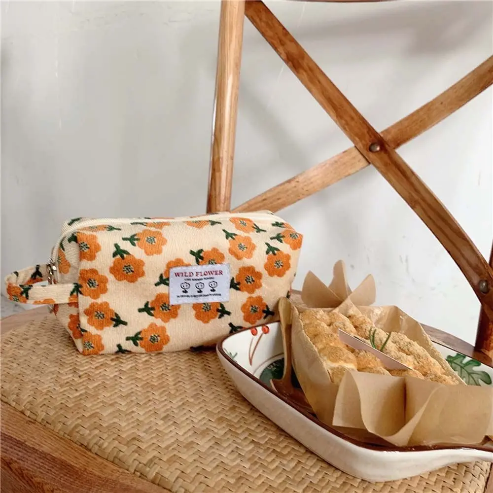 Girl Fashion Large-capacity Lady Plaid Wash bag Pencil Case Handbag Lipsticks Bag Women Cosmetic bag