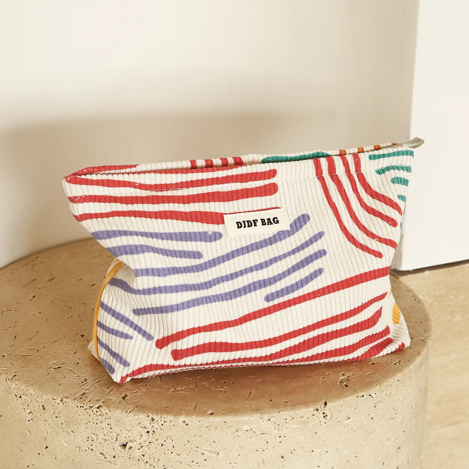 Color Stripe Women\'s Makeup Bag Portable Cosmetics Sanitary Napkin Storage Bag Commuter Clutch Bag Travel Toiletry Bag Ins Style