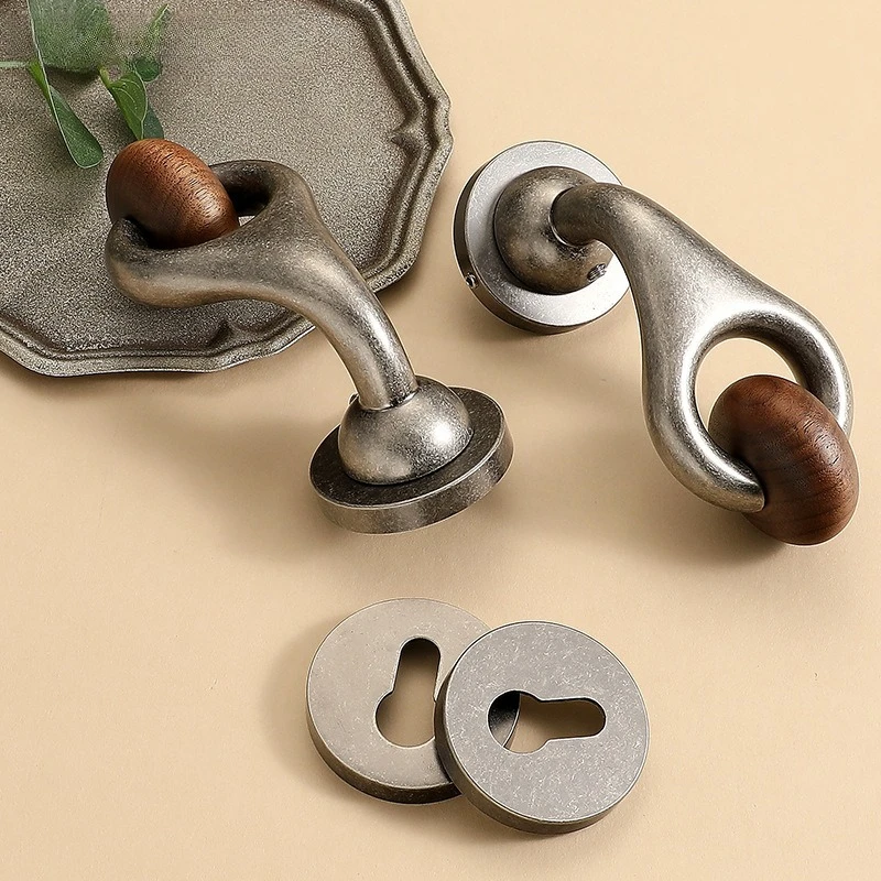 Light luxury high-end indoor bedroom door lock retro walnut door handle household room wooden  magnetic suction silent door lock
