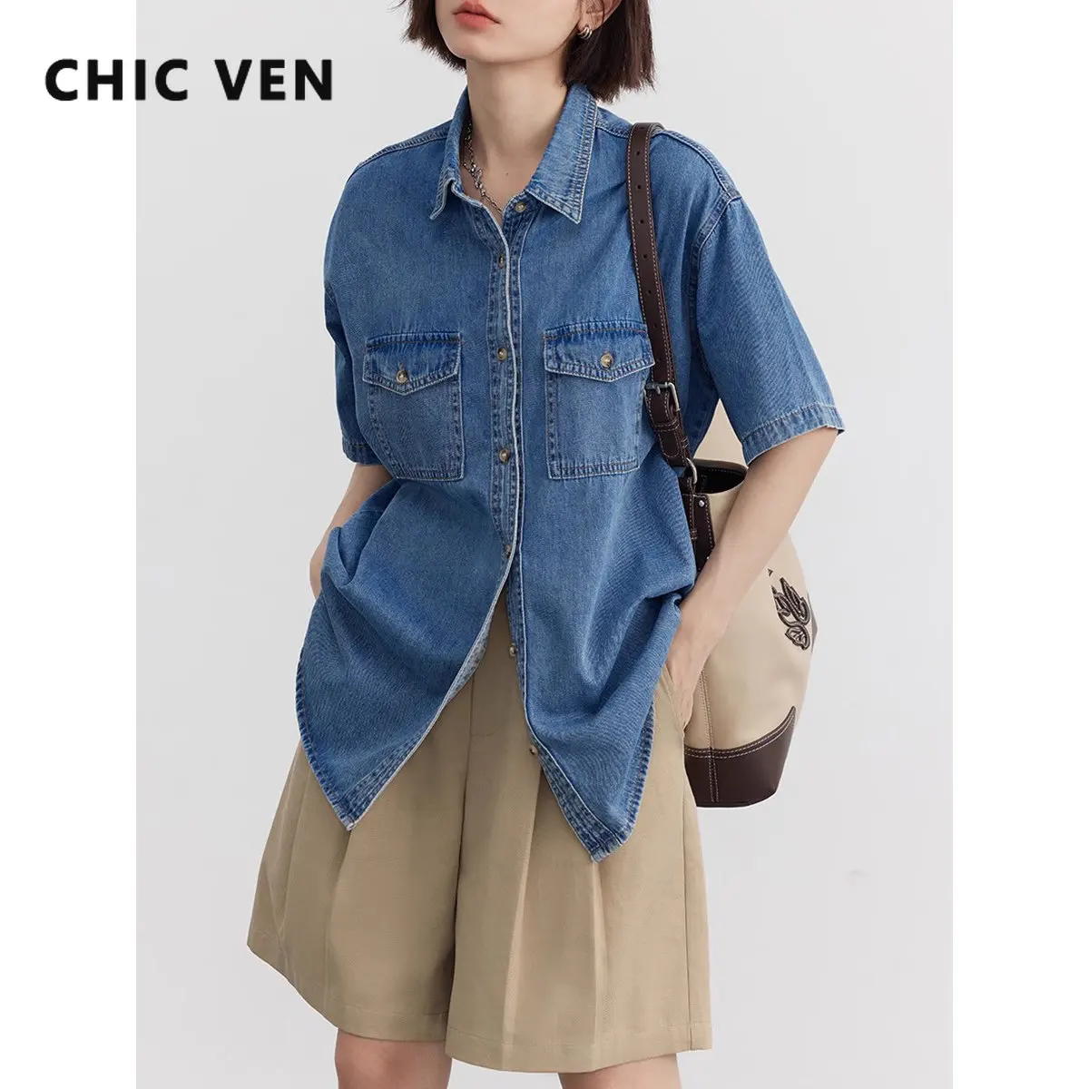 

CHIC VEN Women Blue Denim Jacket Vintage Soft Short Sleeve Denim Shirt Solid Streetwear Female Top Ladies Coat New Summer 2023