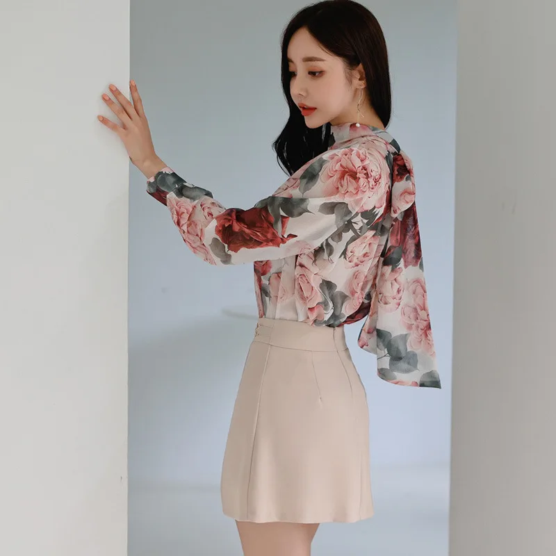 Camisa feminina retrô com estampa floral manga longa com renda e saia dividida em linha, roupa elegante da moda, conjunto casual de 2 peças, primavera, outono