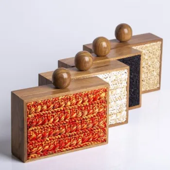 2024 Stro Bamboe Gras Stro Geweven Vierkante Kwast Crossbody Tas Rotan Zomer Stranddoos Diagonale Schouder Handtas