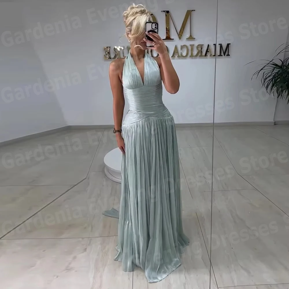 

Fascinating A Line Women's Evening Dresses Sleeveless Prom Gowns Vestidos Para Mujer Customized Halter Neck Party Robe De Soirée