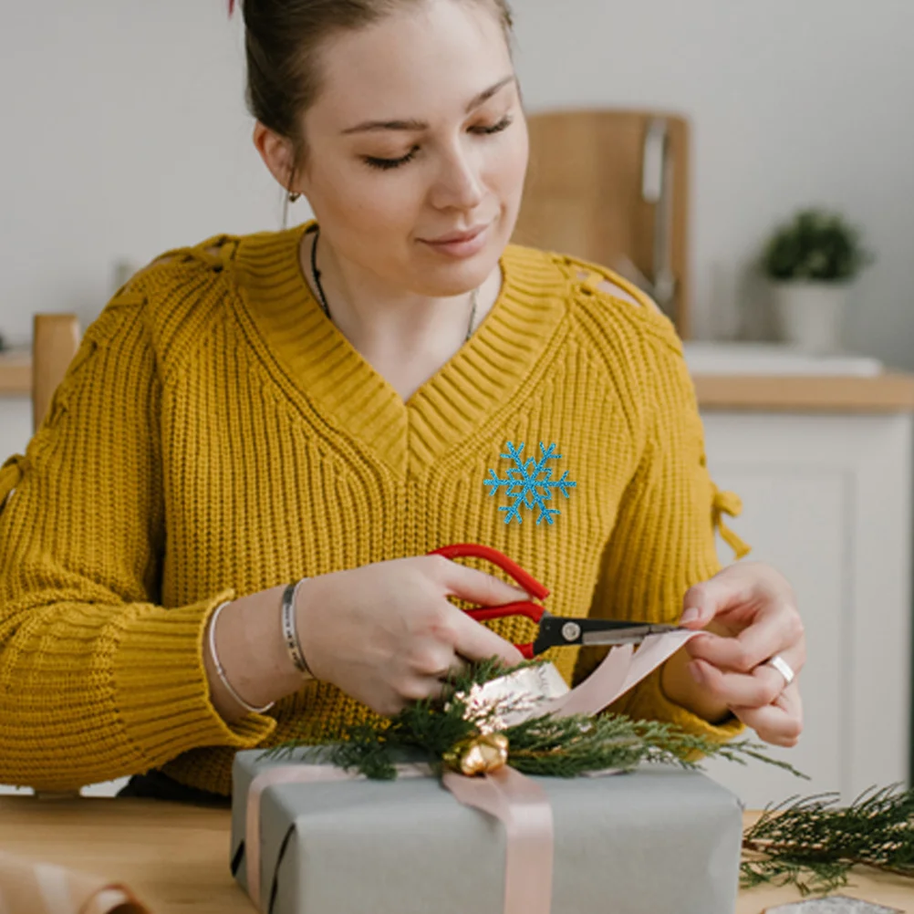 

20Pcs Snowflake Sew on Patches Fabric Appliques for DIY Winter Clothing Accessories Hair Clips Headbands Decoration