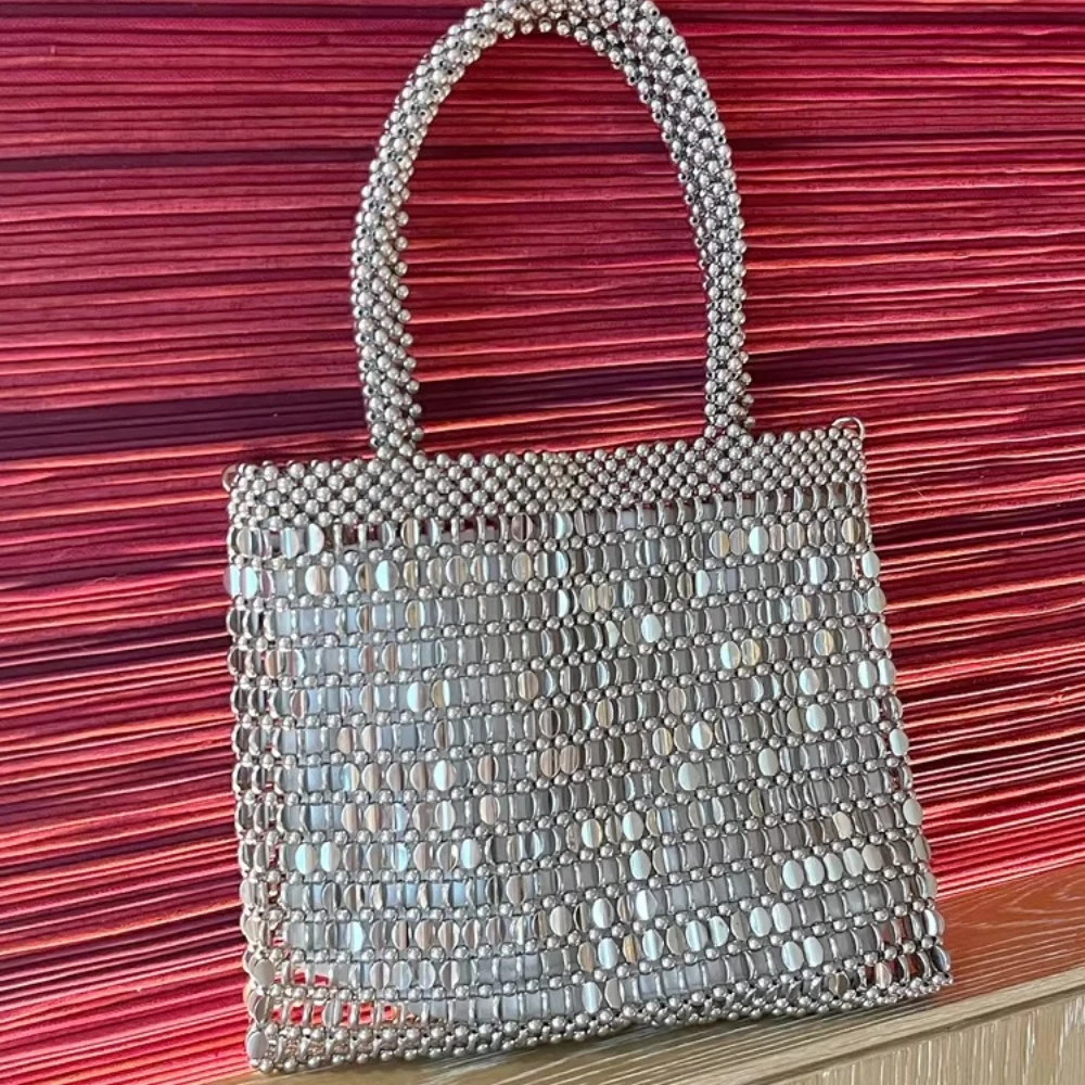

Популярная сумка с металлической цепочкой и блестками, сумка ручной работы из бисера для женской модной тенденции