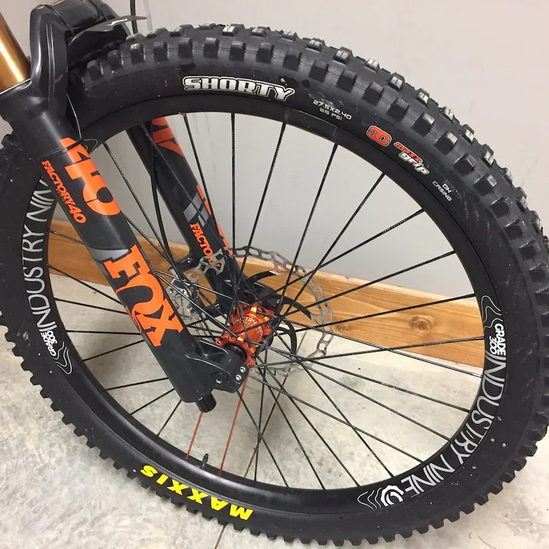 

MAXXIS SHORTY (M359RU) 27.5/29x2.40 MTB Folding Bicycle Tubless Tire 3CG TR Mountain Trail Bike Tyre