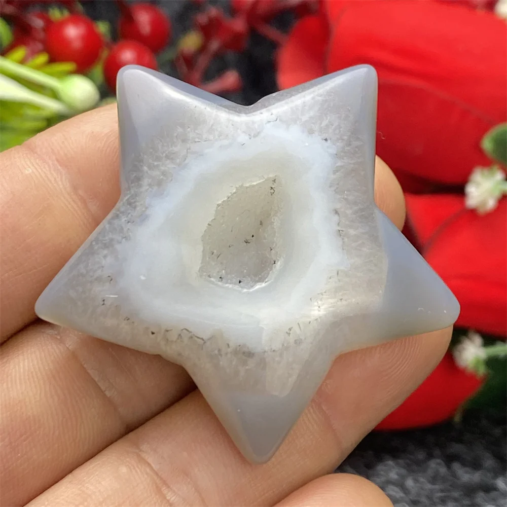 

3cm—5cm 1 Natural Agate Cave Star Shape Carving Ornaments Crafts Healthy Decorative Gifts Room Decor Decoration