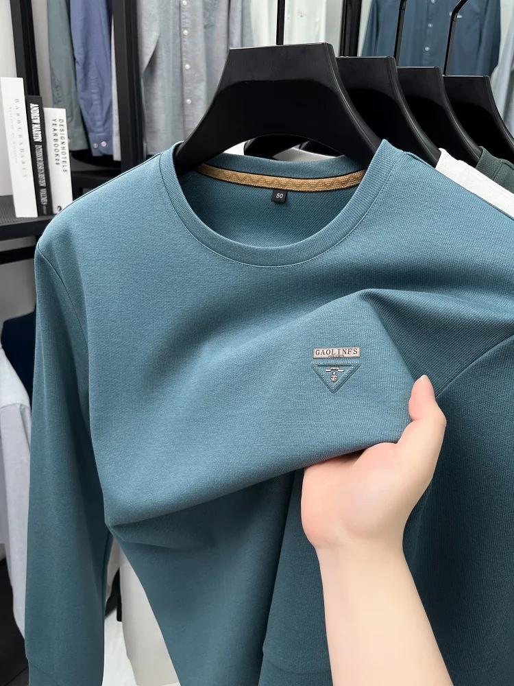 High end brand trend men long sleeve T-shirt fashion letter badge embossed round neck casual autumn new round neck sportsshirt