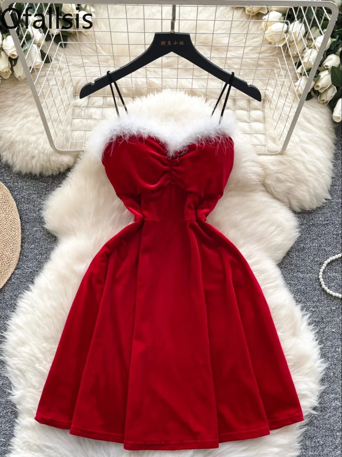 Ofallsis Red Strapless Birthday Party Dress 2024 Summer New Socialite Sexy Fur Patchwork Waist Cinching Suspender Velvet Dresses