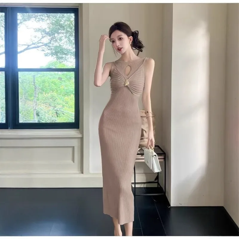 

High Quality Sexy Hollow Out Knitted Bodycon Party Dress For Women Ele Fashion Sveless Elastic Slim Knit Dress 2025