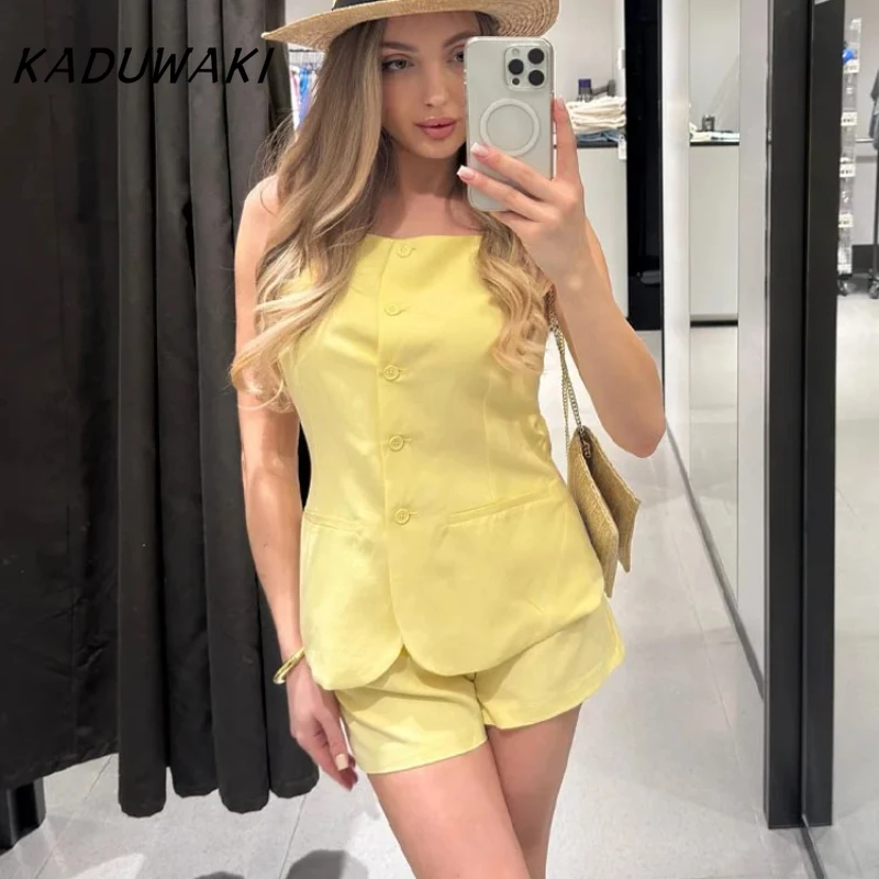 

KADUWAKI Solid Summer Single Breasted Vest-style Sleeveless Vest Top Chic High Waist Zipper Side Pocket Casual Shorts 2pcs 커버업