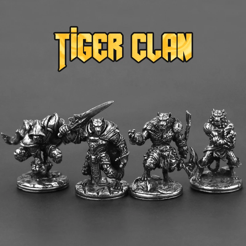 Figuras de acción de soldado guerrero tigre de Metal, producto terminado, piezas de juego de mesa, accesorios de adorno Interior de coche de escritorio
