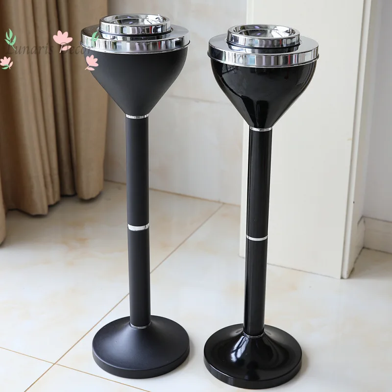 

Vertical toilet ashtray creative toilet with cover office anti-fly ash large floor ashtray