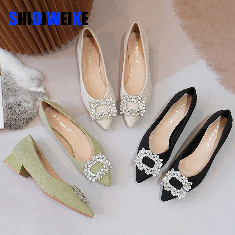 

SDWK Fashion Large Size Metal Button Pointed Toe Shallow Low Heel Shoes Autumn New Versatile Soft Bottom Casual Women's Shoes