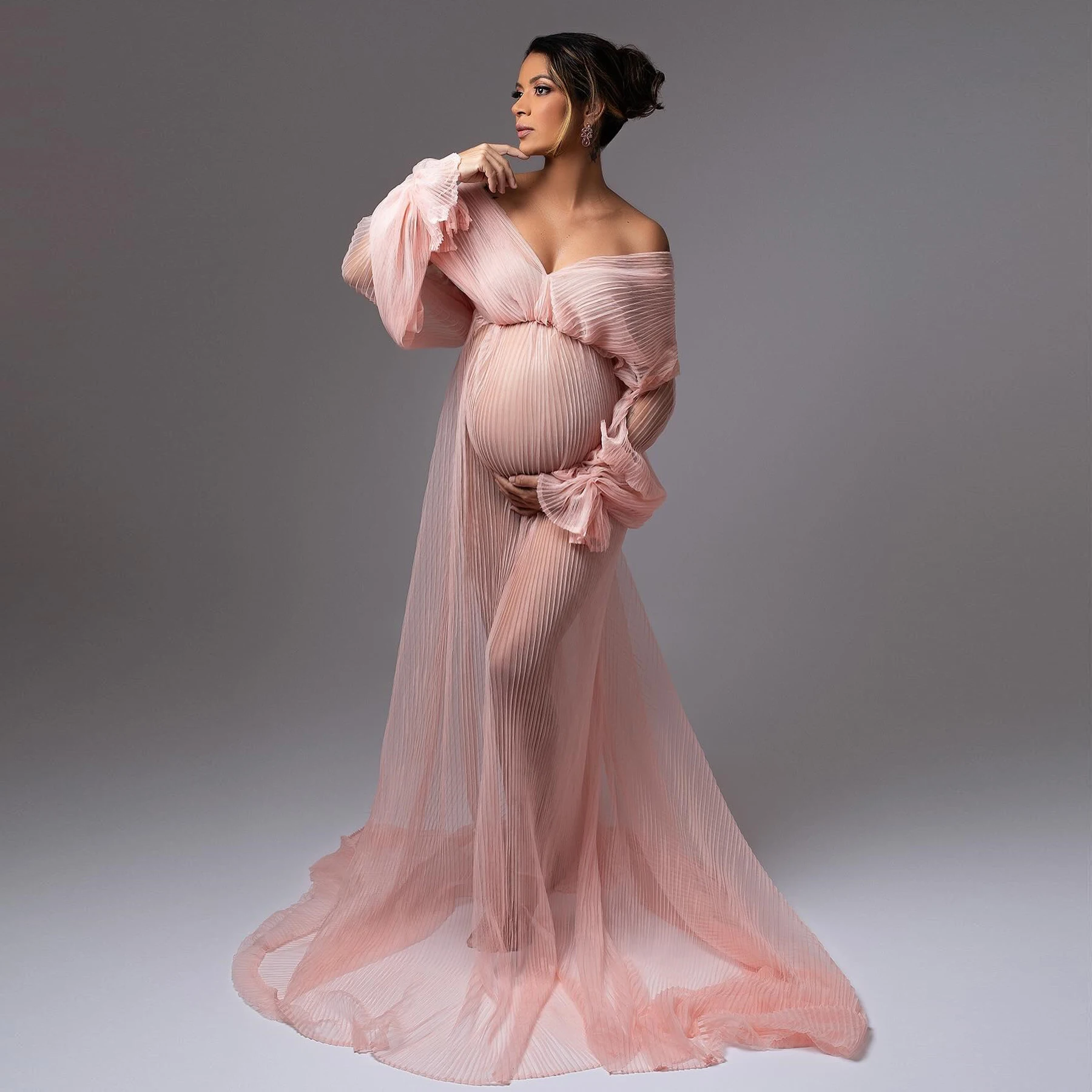 Elegancja różowa plisowana sukienka ciążowa z organzy na sesję zdjęciową długie rękawy V Neck Illusion suknia ciążowa sukienka na baby shower 2025
