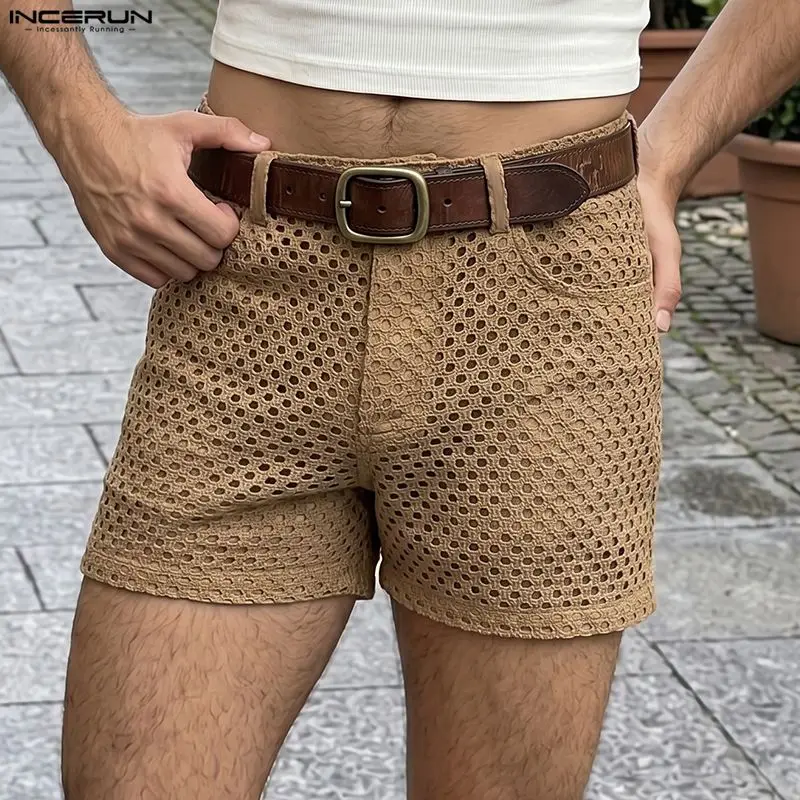 INCERUN Herren-Shorts, einfarbig, mit Knöpfen, ausgehöhltes Netz, durchsichtige Herren-Unterteile, Sommer-Streetwear, modische Freizeit-Shorts für Herren