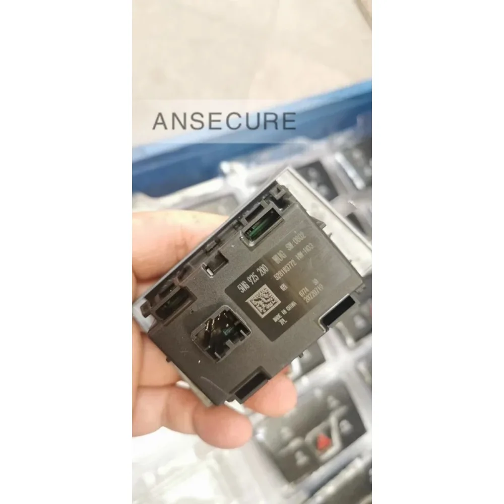 

Hazard Warning Mode Assist CLIMA MENU Switch Multi-function button For VW Golf 8 MK8 2020-2023 5H0925200K 5H0925200R 5HG925200
