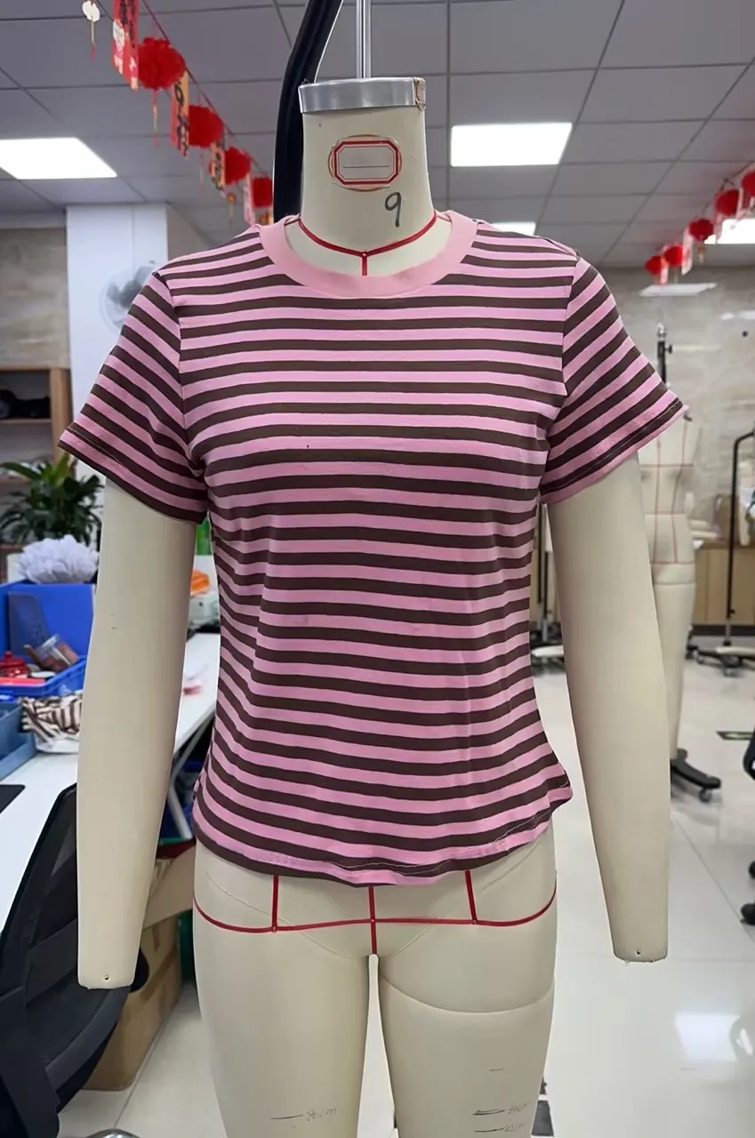 Damen Gestreiftes Kurzarm-T-Shirt mit Rundhalsausschnitt für Frauen Basis-Oberteile für den Sommer Lässige T-Shirts für Damen im Loose-Fit-Stil