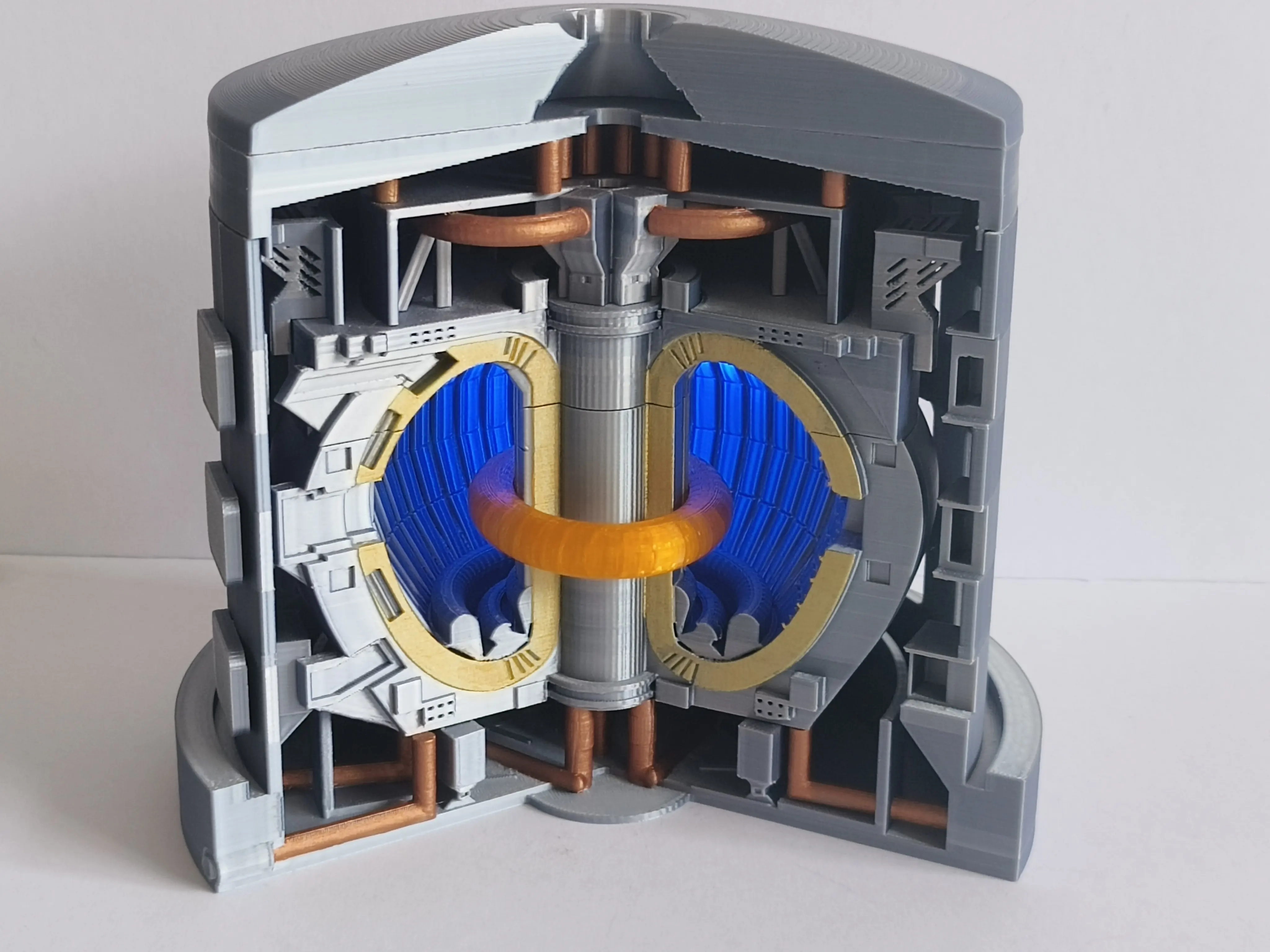 3D Printed Tokamak Fusion Reactor Hand-Painted Sand Table Science Teaching Model Collectible Holiday Gift