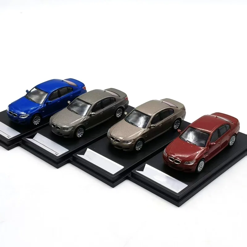 

Simulated Alloy Car Model Finished Static Collection Ornaments Classic Finished Collection Ornaments Brand New with Packaging