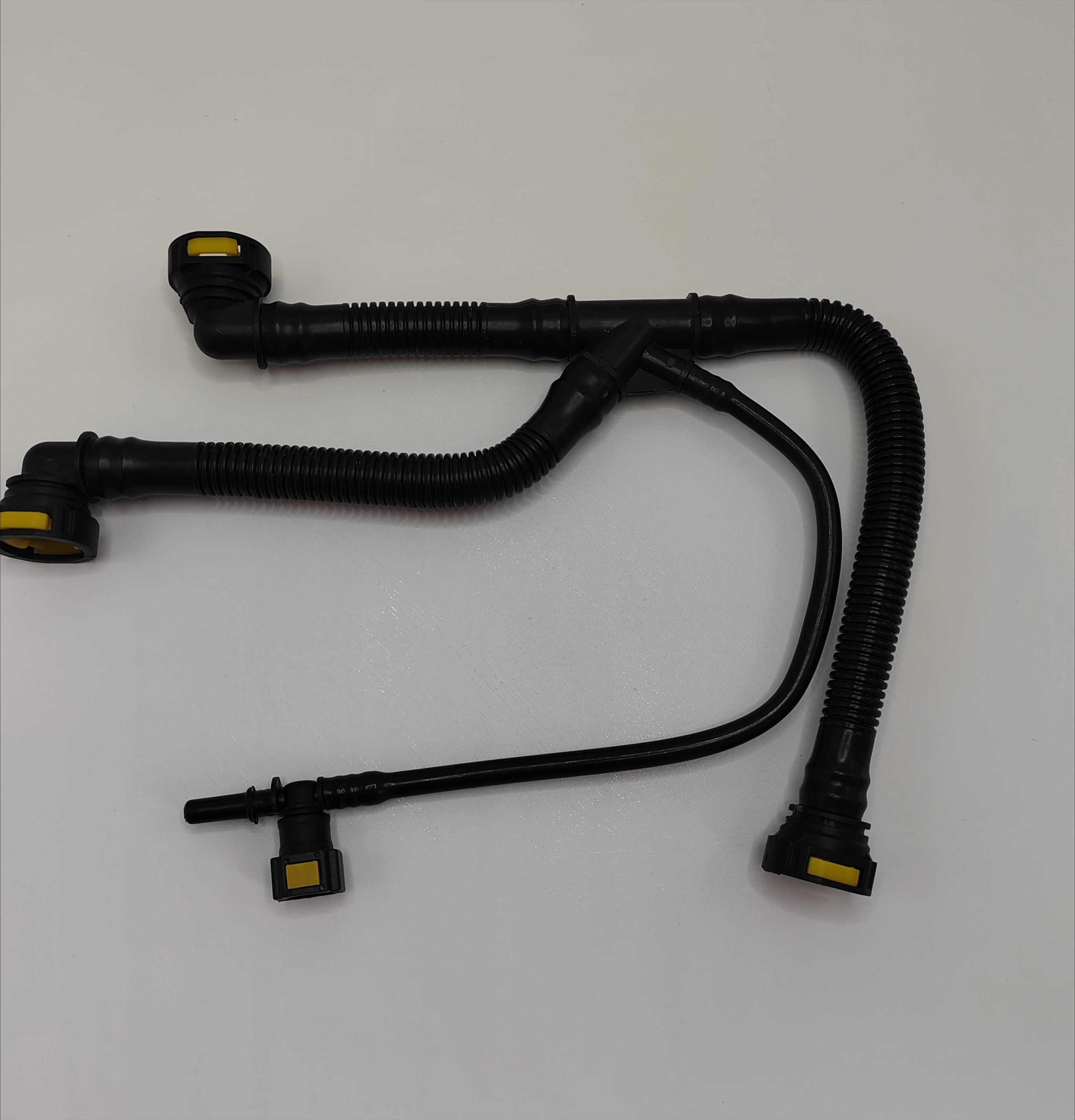 

1pc NewNew Car Engine Exhaust Crankcase Breather Tubes Waste Gas Vent Pipes for Citroen 1192W0/9675884280 for Peugeot 307 308