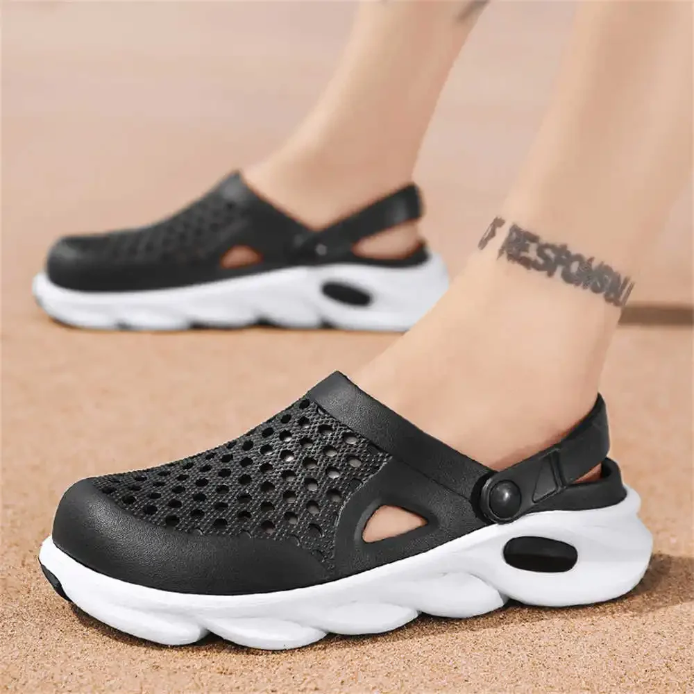 Sandalias rojas con número de cama 42 para hombre, zapatos de talla 47, chanclas deportivas de alto nivel, nuevo estilo, gran oferta, diferentes