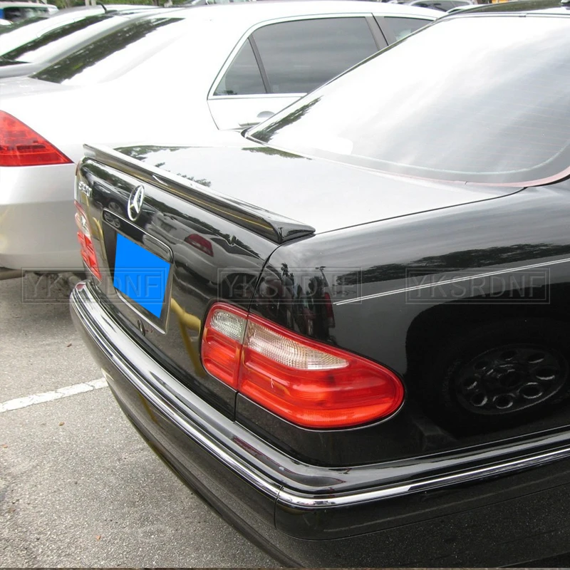 For Mercedes W210 A Type E320 E430 E55 E200 E260 E63 1995-2002 Carbon Fiber Material Car Rear Tail Wing Color Rear Spoiler