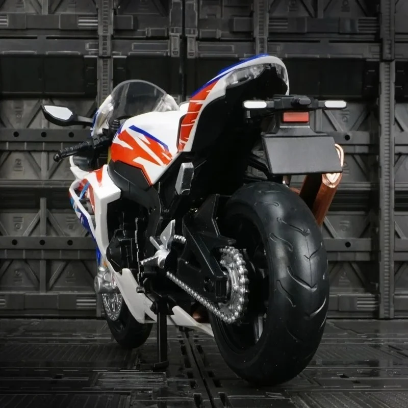 Nieuw model voor 1:12 Honda CB R1000R-R motorfietsmodel jongen geschikt voor collectie en kan worden gegeven als verjaardagscadeau aan vrienden