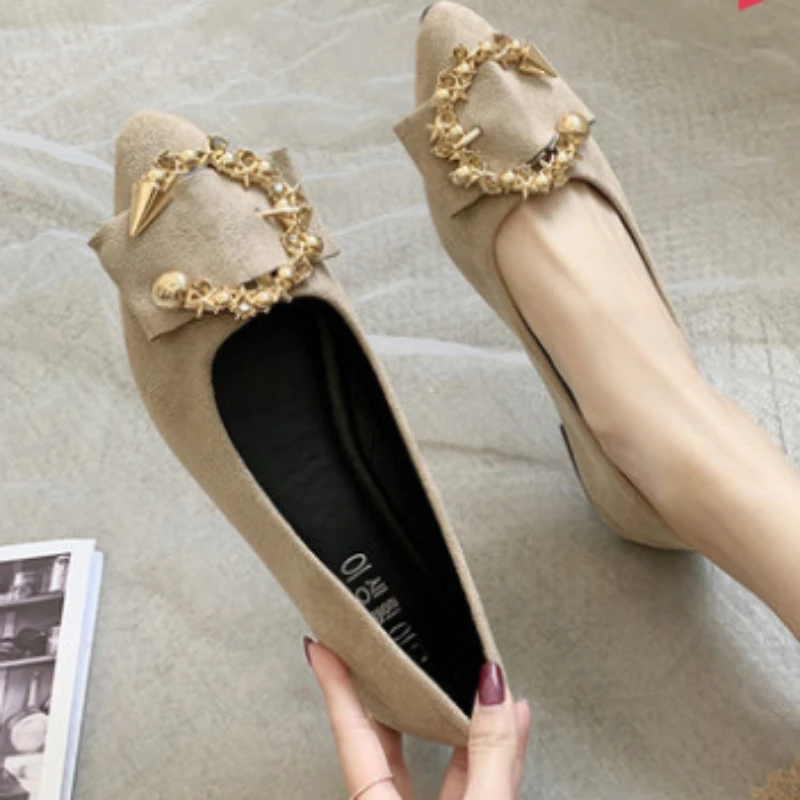 

Fashion Pointed Toe Comfortable Non-slip Wear-resistant Simple Metal Decorative Women's Shoes Spring and Autumn Casual