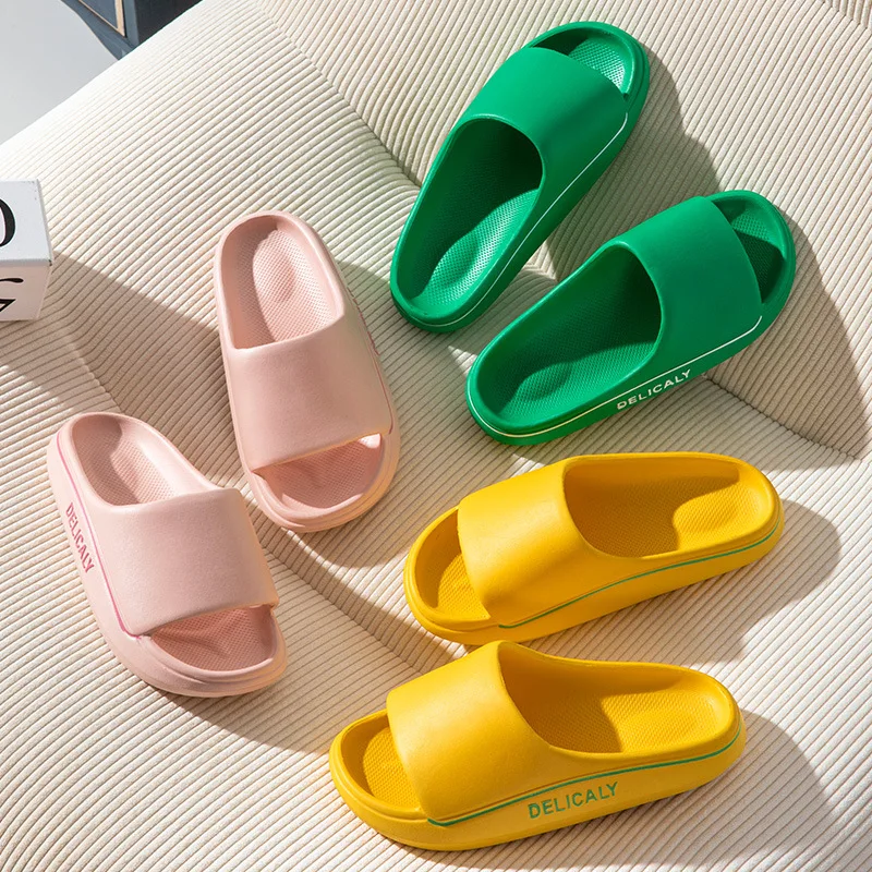 Fashion Comfortable Home Slippers Women Men Summer Sandals Soft EVA Slides Beach Flip Flops Couples Bathroom Non-slip Shoes