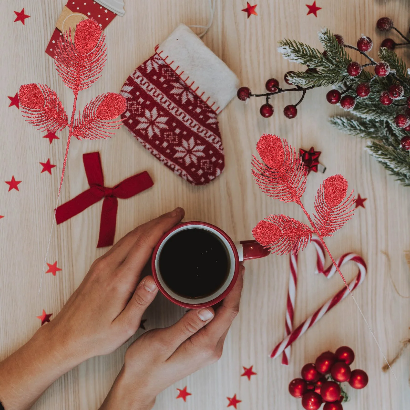 

6Pcs Fake Christmas Leaves Decor Simulation Leaves Xmas Tree Branch Decoration for Home Party Supplies Simulation Leaf Ornaments