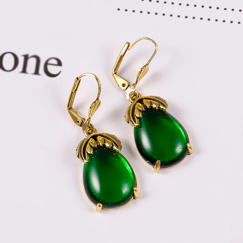 Bohemian Green Stone Dangle Earrings for Women Vintage Jewelry Elegant Teardrop Earrings