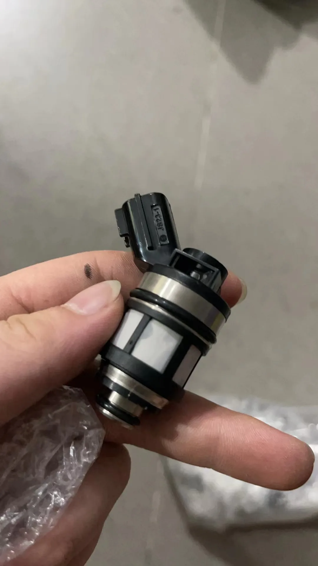 

6pcs 16600-38Y11 For Nissan INJECTOR-FUEL