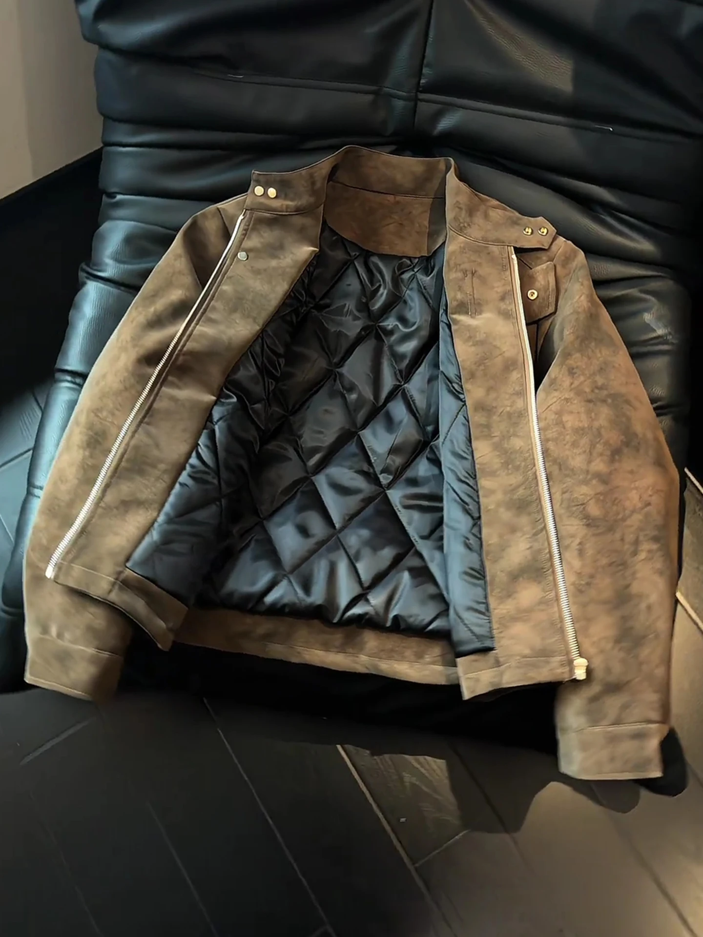 Jaket Pria Musim Dingin Thiened Cotton Flng, Mantel Kulit PU Retro Amerika, Jaket Berwarna dengan Dekorasi Logam, Resleting Panjang...