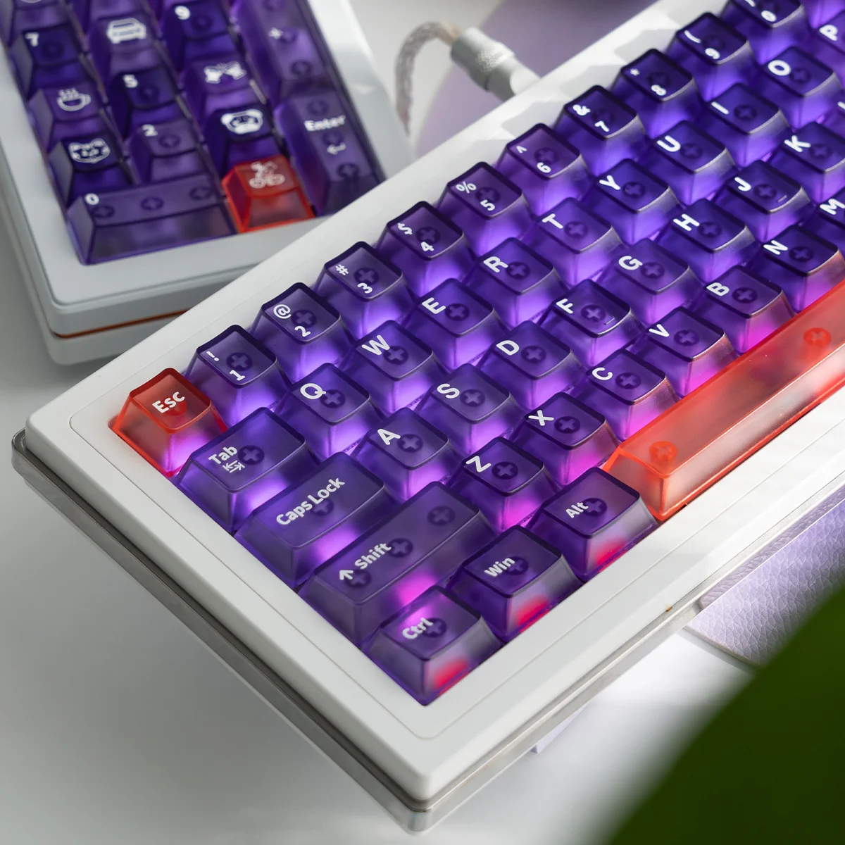 Wooting morning C night A gradual change Purple fog transparent keycaps Full set PC pad printing Original factory adapted magnet