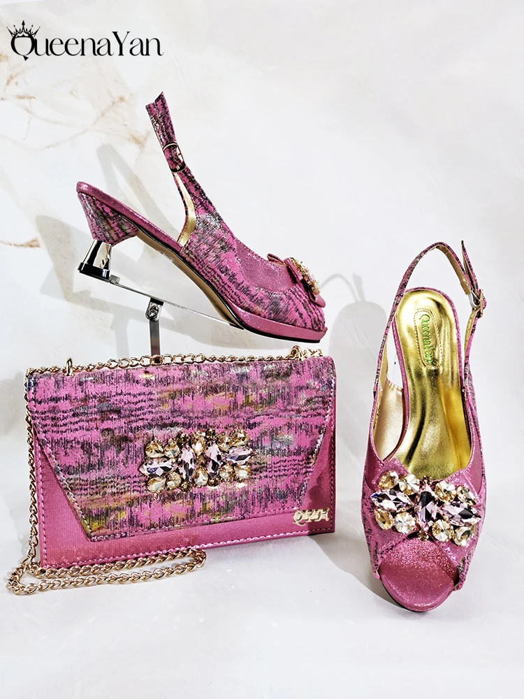 

Print Design Mature Style Pnk Color Rhinestone Metallic Diamond Accents Paired Lady Shoes with Match Handbag For Party Wedding