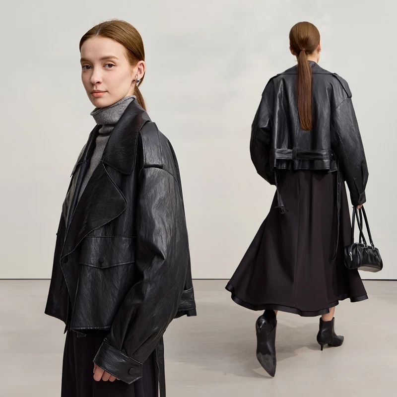 AMII ダウンジャケット レディース 2025 冬新作 PUレザー ラペル 長袖 シンプル トップス レディース ゆったり ベルト付き ショートダウンコート 12544080