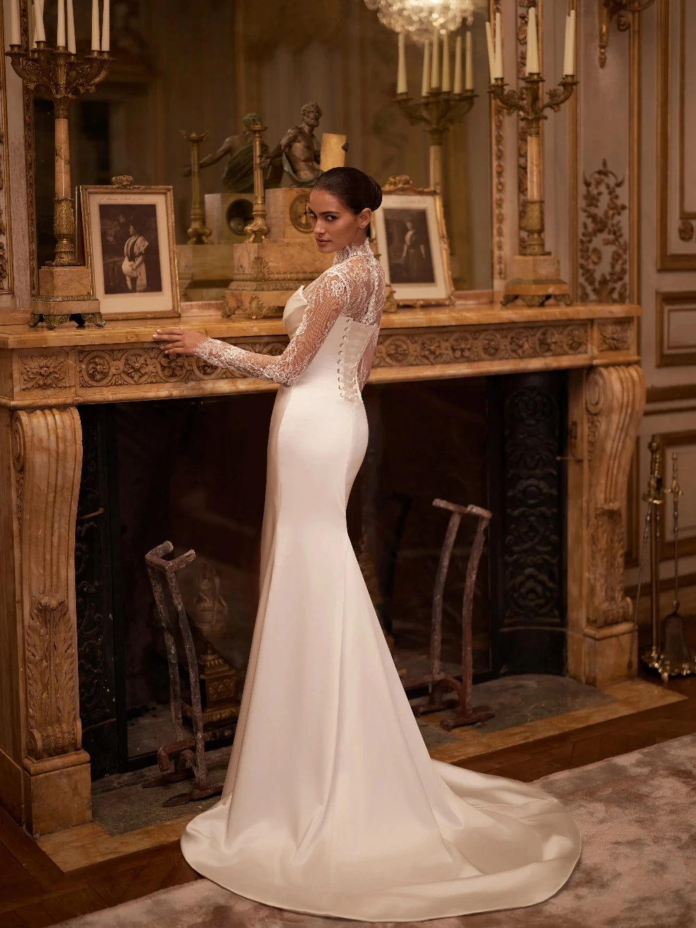Elegant Satin 2 in 1 Wedding Dress Lace Long Sleeved Customzied Bridal Gown Women Delicate High Neckline Corset Bride Wear