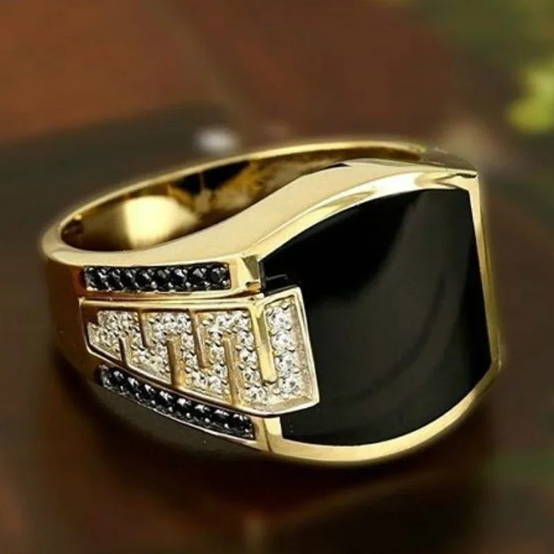 Classic Men\'s Ring Fashion Metal Gold Color Inlaid Black Stone Zircon Punk Rings for Men Engagement Wedding Luxury Jewelry