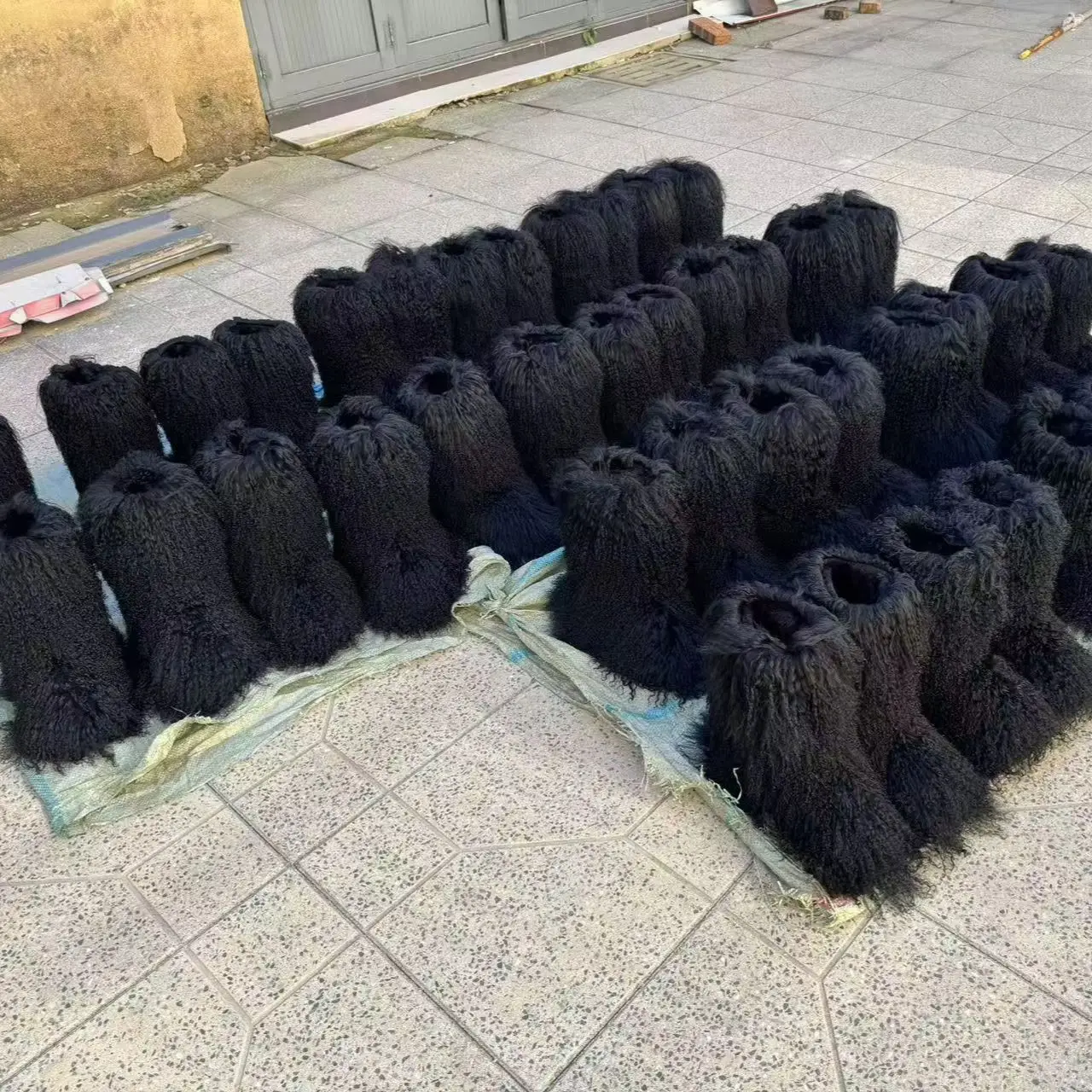 2026 Real Mongolian Fur Boots Luxury Mid-Length Wool Boots Women's Winter Boots Female Warm Snow Boot Fur Shoes Woman