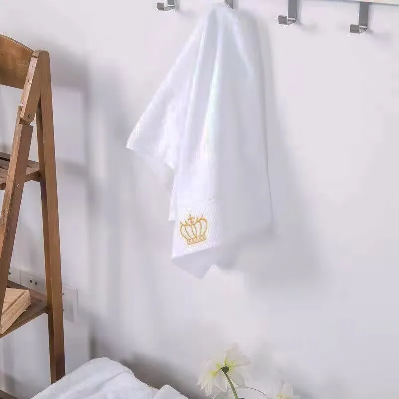 Embroidered Crown Pattern White High Quality Towel 100% Cotton Comfortable Face Wash