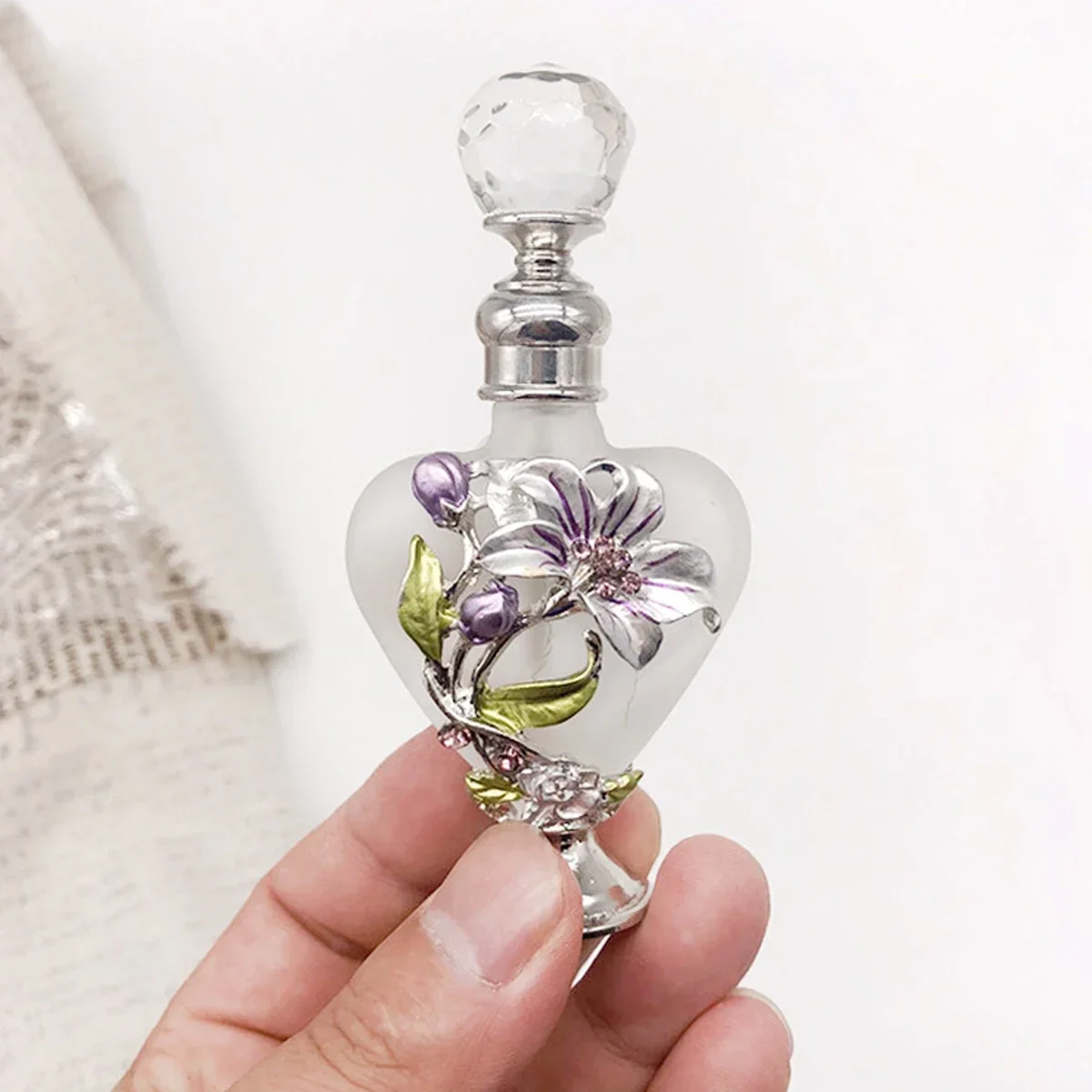 1pc 10ml Vintage Decor Glass Bottle Flower Manual Painting Orchid Heart Shape Frosted Crystal Diamond Cap Gift Perfume Tube