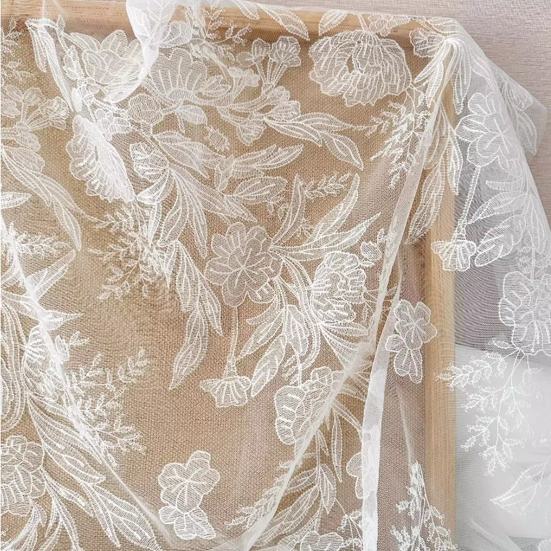 Gesticktes hohles Spitzenkopftuch für die Dekoration von Hochzeitskleidern, europäischem und amerikanischem Stil, Pflanzenblumenmuster – Detail 5