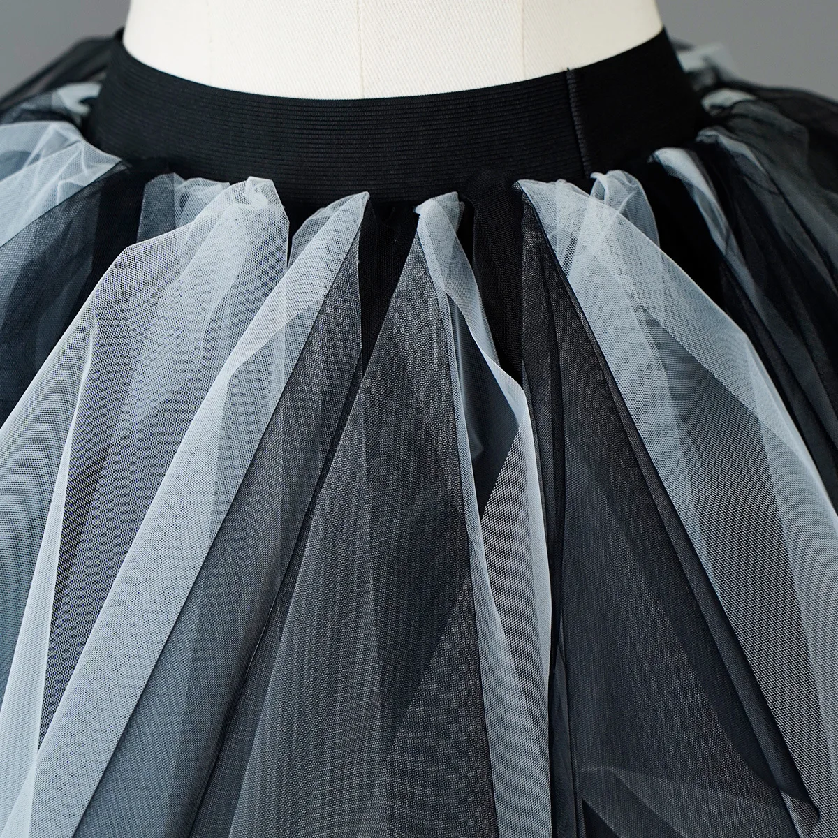 Black White Contrast Sequin Tutu Skirt with Lining for Halloween Daily & Party Cosplay view 6