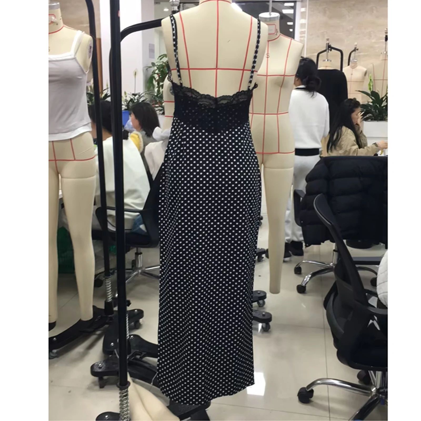 여성 도트 프린트 캐미 드레스 민소매 V 넥 Bodycon 롱 드레스 해변 휴가 여름 파티 데일리웨어 streetwear