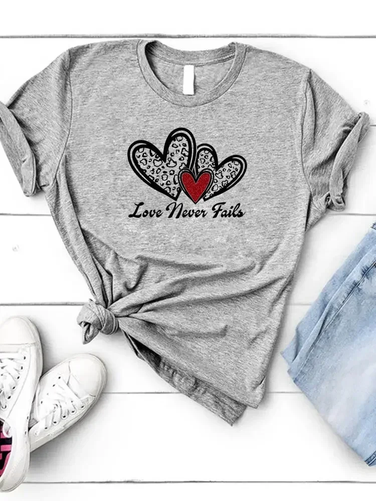 

Женская одежда, футболка с коротким рукавом и графическим принтом Love Heart Letter Trend, милая летняя женская модная женская рубашка с принтом, футболка